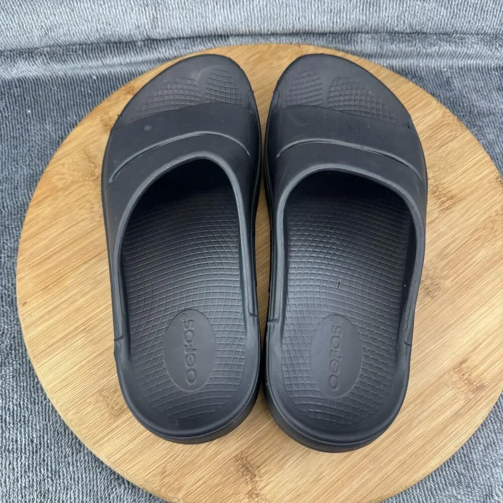 OOFOS OOahh Slide Sandals Mens 6 Womens 8 Black Recovery Comfort Shoes